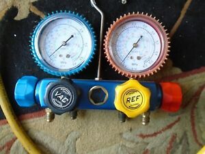 REFIGERANT RECOVERY GAUGES AND HOSES