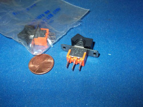 ST1-1J1ZQ/BLK AMERICAN SW ROCKER TOGGLE SWITCH ON-ON NEW 3-PIN GOLD LAST ONES