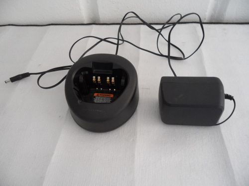 Motorola ntn8831a rapid battery charger astro saber xts 2500 xts3000 3500 5000 for sale