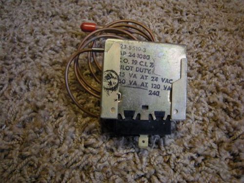 NEW ROBERTSHAW PILOT DUTY THERMOSTAT 23-5519-3   AP24-1080