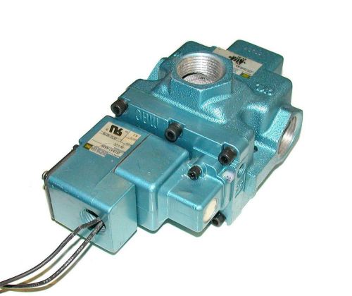 New mac  solenoid valve 1/2 npt 24 vdc 57c-72-501aa  (2 available) for sale