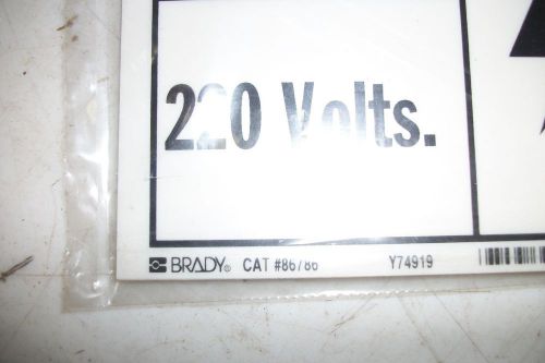 (RR18-4) 28 NEW PACKS OF BRADY 86786 EQUIPMENT STICKERS. EACH PACK CONTAINS 5