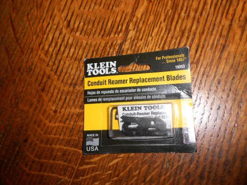 Klein Tools 19353 Replacement Blade for Cat. No. 19352 &amp; 85191, 2 blades in pack