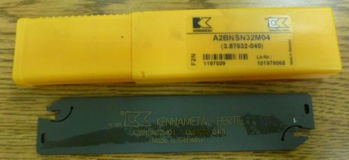 Kennametal 1197529 A2BNSN32M04 A2 Indexable Cut Off Blade Double End