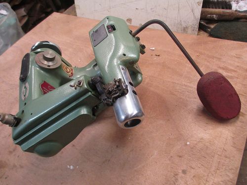 united states blind stitch corp. commercial sewing machine model 718-9
