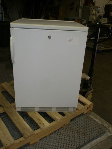 Fisher scientific 97-920-1 undercounter lab refrigerator 5.6 cu ft-tested 35f for sale