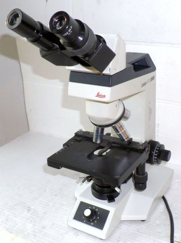 Leica ATC2000 Binocular Microscope With 4 Objectives