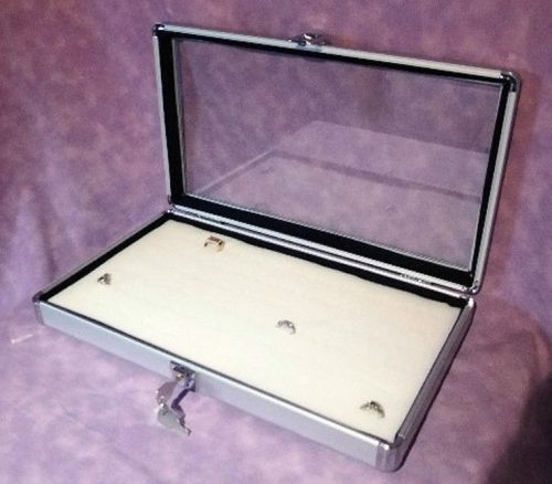 ALUMINUM CASE WITH GLASS WINDOW FOR 72 RINGS WHITE