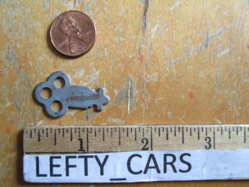 1 paper towel metal cut key for restaurant- used! for sale