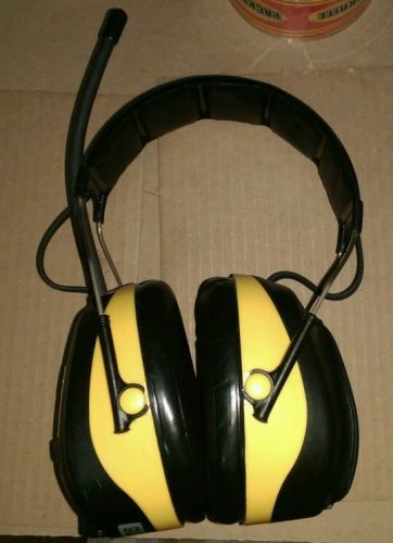 So safety Worktunes Hearing Protector AM FM Digital 90541 3m tekk