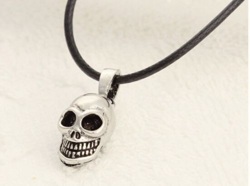 Retro men alloy personality Skull Pendant Necklace