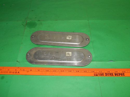 Lot of 2 Crouse-Hinds conduit body cover E30640 2&#034; inch EGK LR10309