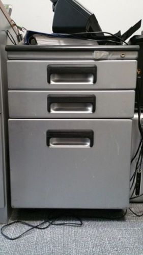 Small 3 drawer mobile cabinets (3 available)