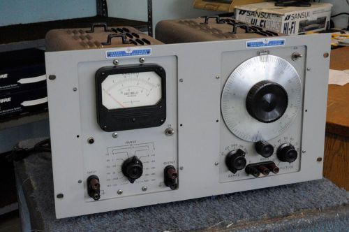 Vintage HP 200CD wide range oscillator &amp; 400D VTVM combo in rack panel