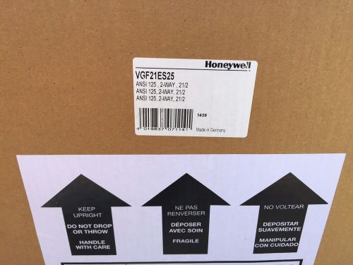 Honeywell vgf flanged globe valves vgf21es25 with operators &amp; nema 4 enclosures for sale