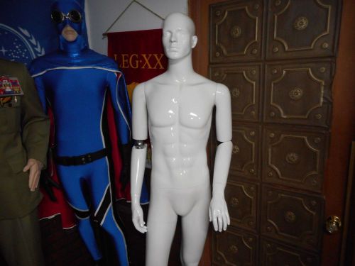 MALE FIBERGLASS GLOSS WHITE MANNEQUIN FULL BODY