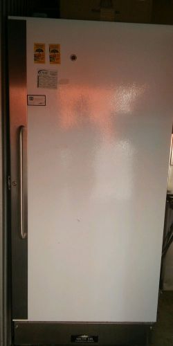 Commercial Freezer.. Great Condition.. Great price.