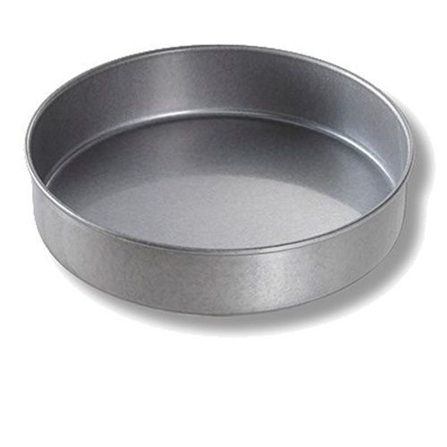 Chicago Metallic 49025 Cake Pan 9&#034; diameter x 2&#034; round glazed  - Case of 12