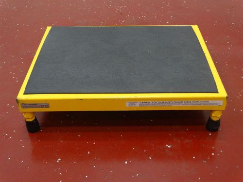 Cotterman single step stand c0114 24&#034; l x 19&#034; w x 5&#034;h w/leveling legs 800lbs max for sale