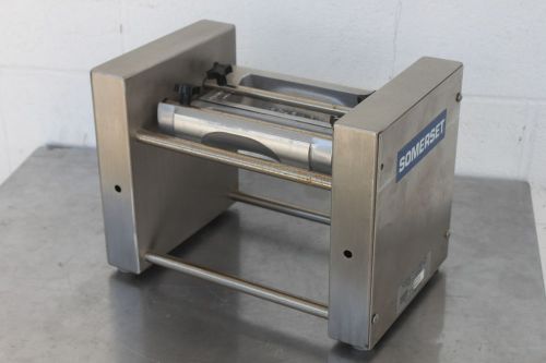 Somerset SPM-45 Manual Turnover Pastry Machine Crimps Cuts Seals