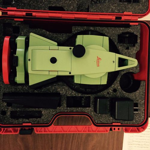 Leica tcr307 total station with service report for sale