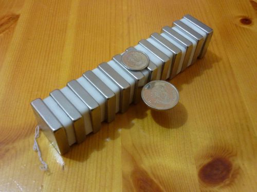 1&#034;x1&#034;x1/4&#034; SQUARE NEODYMIUM MAGNETS 12 pc. N38