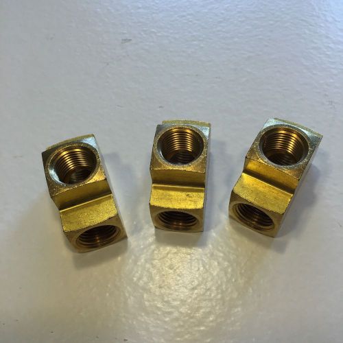 Lot of 3 Eaton 3/8&#034; X 3/8&#034; X 3/8&#034; FPT Brass Tees