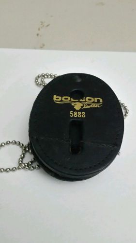 Boston Leather Round Badge Holder