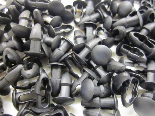 Lot / 200 micro plastics 27ky1870187 3/16&#034; nylon push in rivets / hole plugs new for sale