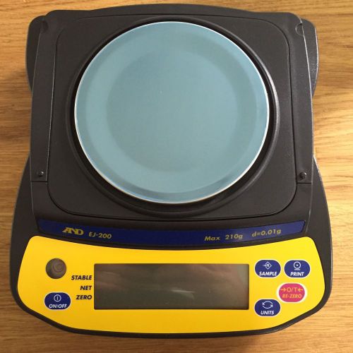 A &amp; D EJ 200 Electronic Scale NEW! ($240 Value!)