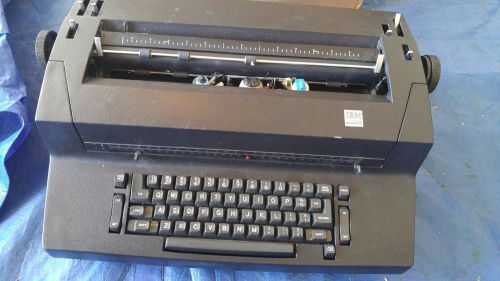 IBM Selectric II Electric Typewriter, w/self correction key, BLACK, WORKING!