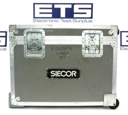 Siecor Test Equipment Flight Road Case w/ Handle &amp; Wheels 25.5x19.50x10.50