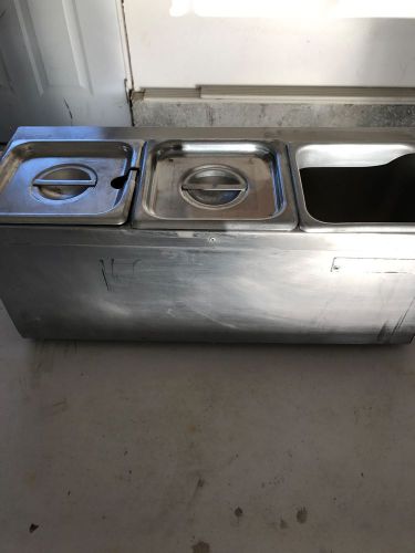 USED ElectrStainless Steel 3 Campartment Food Buffet Server Warmer with 2 Lids