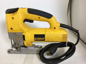 DEWALT DW321 VARIABLE SPEED JIG SAW, 5.8 A, Great Condition, NO RESERVE!