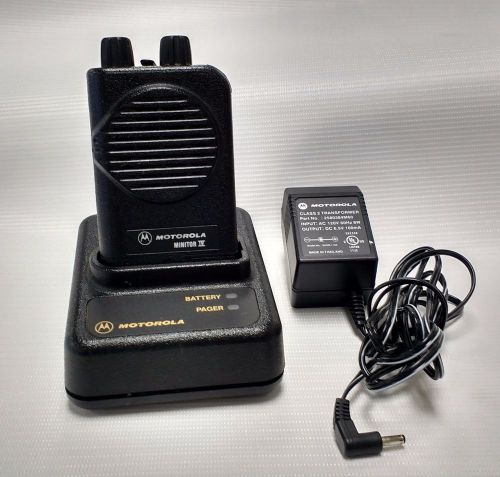Working motorola - minitor iv # a01kus7239ac  fire ems stored voice pager for sale