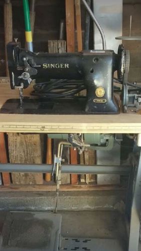 Singer Industrial Sewing Machine 111W152 Head only