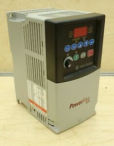 Allen Bradley 2 HP PowerFlex40 AC Drive 22B-D4P0N104  3Phase 380-480V 5.7A