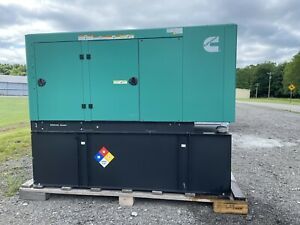 80KW Diesel Generator, 3 phase Reconnectable, 48 HR SubBase Tank  NEW