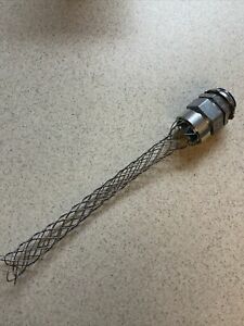 Pass And Seymour 1-1/4&#034; Liquidtight Conduit Straight Strain Relief Connector