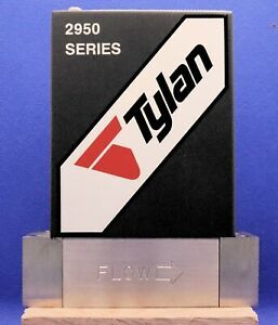 TYLAN DFC-2952MEP5-T 200 SCCM N2 MASS FLOW CONTROLLER MFC STAINLESS STEEL