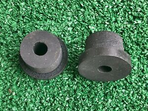 PAIR OF LOGAN LATHE DRIVEBOX &amp; UNDERDRIVE RUBBER MOUNTING BUSHINGS LA-658