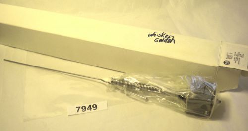 (7949) Allen Bradley Operating Head X-18211 Wobble Spring Head Whisker