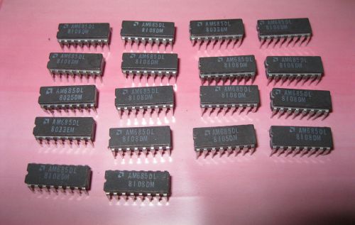 Lot of 18  AM685DL ECL Voltage Comparator, w Dual ECL Output 16p CERDIP AMD