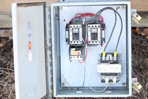 GE CR7CB Motor Starter with transformer in service box