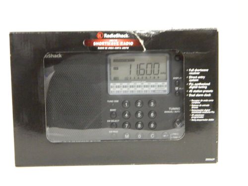 New RadioShack 20-629 Synthesized World Receiver AM/FM Shortwave Portable Radio