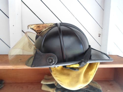 Firefighter helmet cairns 1010 for sale