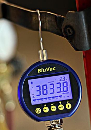 Accutools bluvac digital vacuum gauge 0 to 25,000 micron range for sale