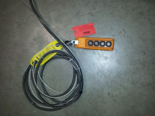 Hoist Control button and 18 foot power cable
