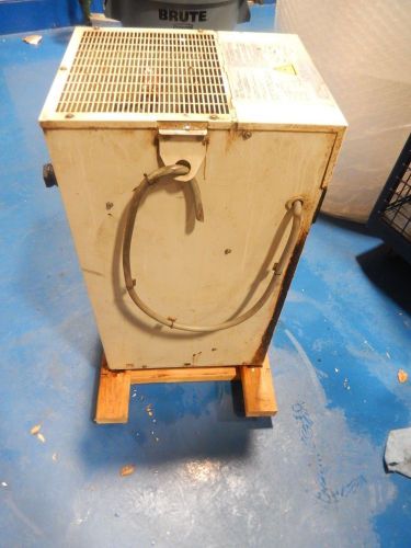 Daikin industries oil cooling unit aksn105ak-d123 used for sale