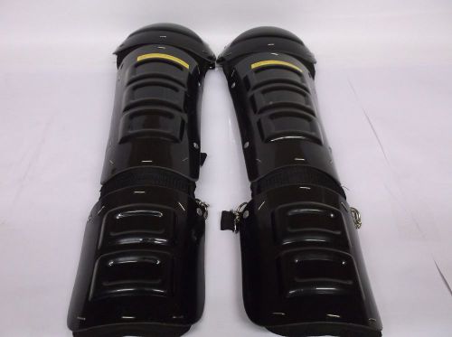 Knee- Shin- Instep Guards Universal Model 5T459  Universal  1 PR